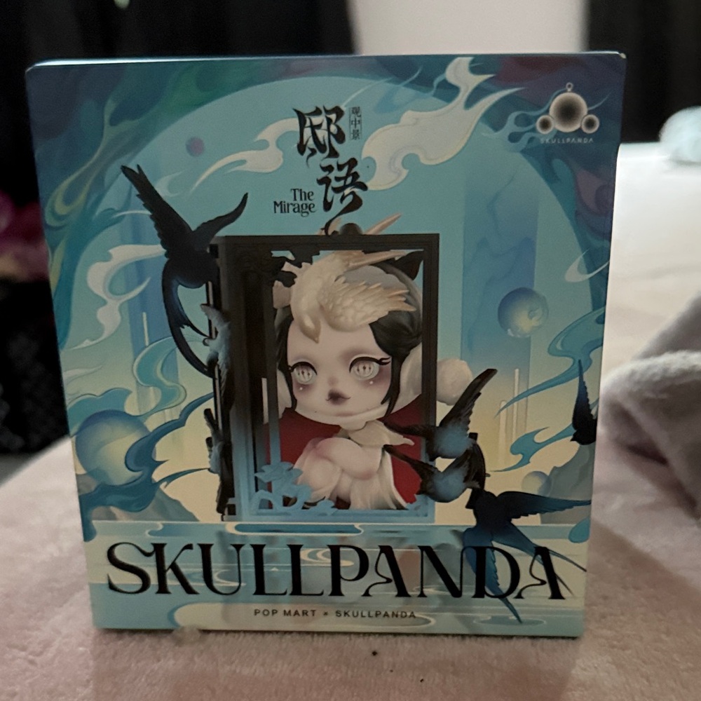 Skullpanda Pop Mart Figure